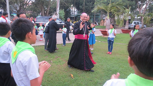 Archbishop Leopoldo Girelli visits Cathedral of Vinh Long diocese